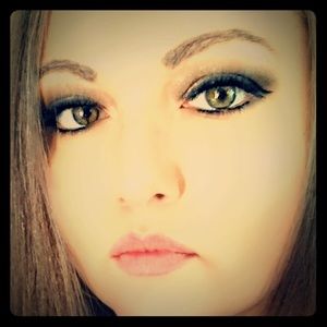 Meet your Posher, Stacie